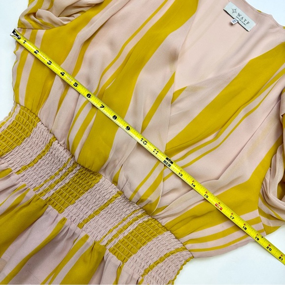 WAYF Smocked Peplum Faux Wrap Long Balloon Sleeve Blouse Size Medium - Picture 6 of 12